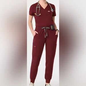 Figs Maroon Scrub Set - S Zamora Scrub Pants & XS Catarina Top.